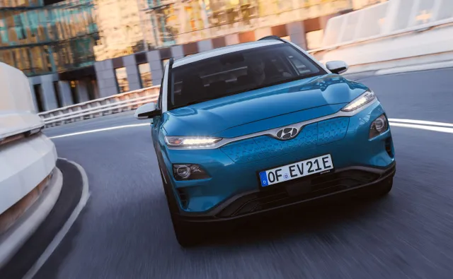 Hyundai Kona Electric rekordowo tanieje w Polsce. W kieszeni 52 tys. zł z dopłatą rządu
