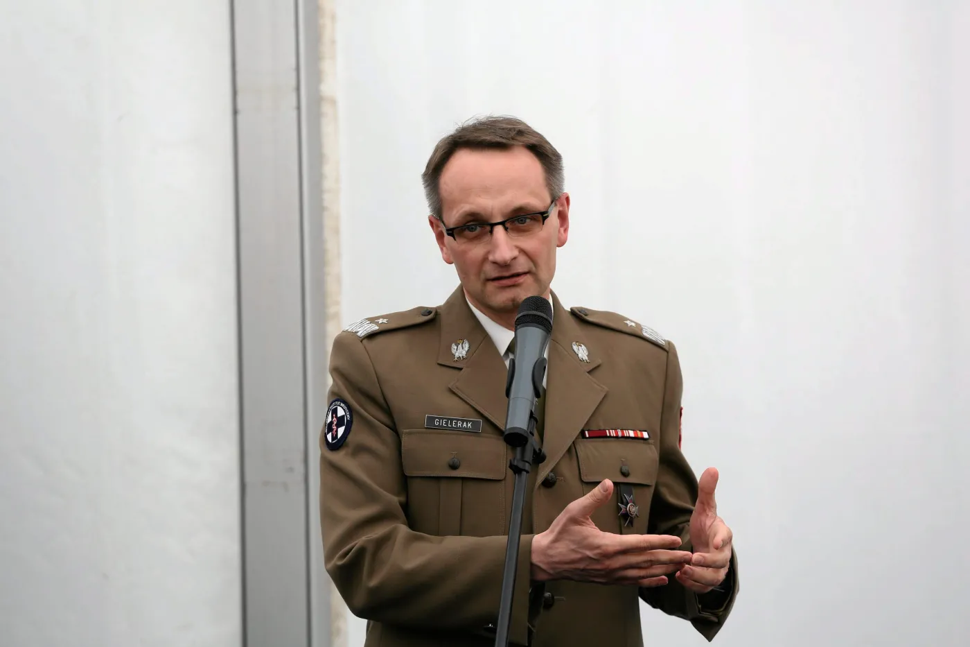 Gen. Gielerak: Jeśli chcemy uniknąć "drugiej Lombardii", musimy postawić na respiratory [WYWIAD]
