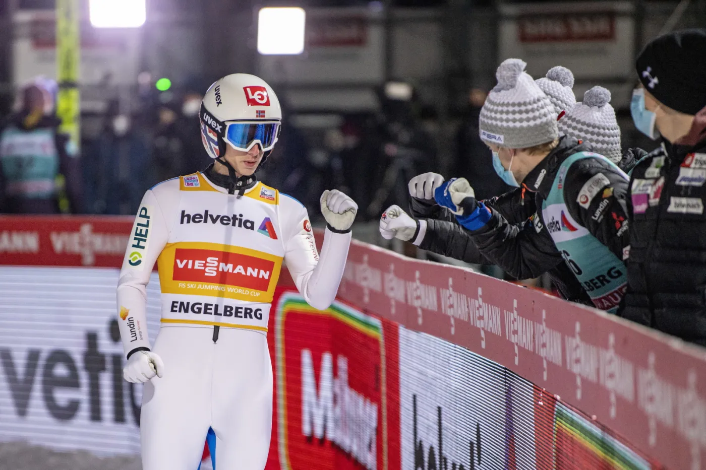 Lider pucharu świata wcina baranie żeberka przed Turniejem Czterech Skoczni