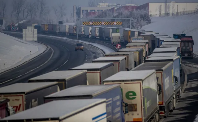 Niemcy zamknęli granice. "Łańcuchy dostaw w Europie załamią się w ciągu kilku dni"