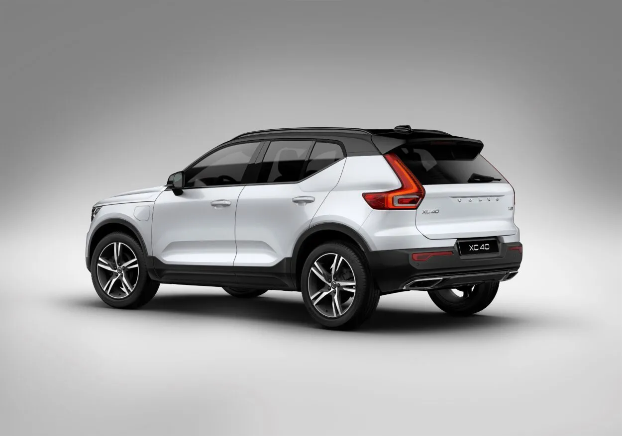 volvo-xc40-t5-recharge-37081339.jpg