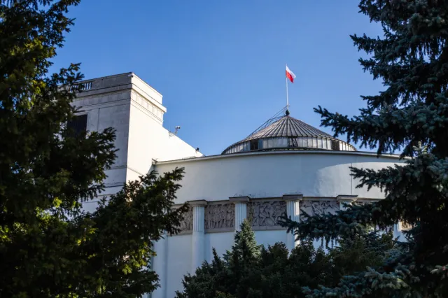 PiS zyskuje, Lewica traci. Tak wyglądałyby dziś wybory parlamentarne. SONDAŻ