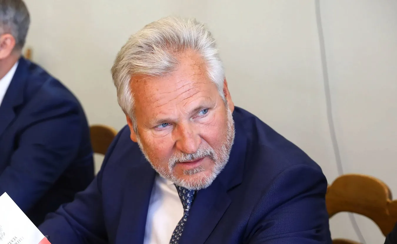 Kwaśniewski ostro o Dudzie: Robi krzywdę Polsce, urzędowi prezydenta i samemu sobie