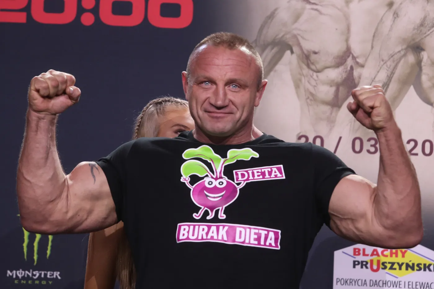 Mariusz Pudzianowski w 72. sekundy "poskładał" ochroniarza Marcina Gortata