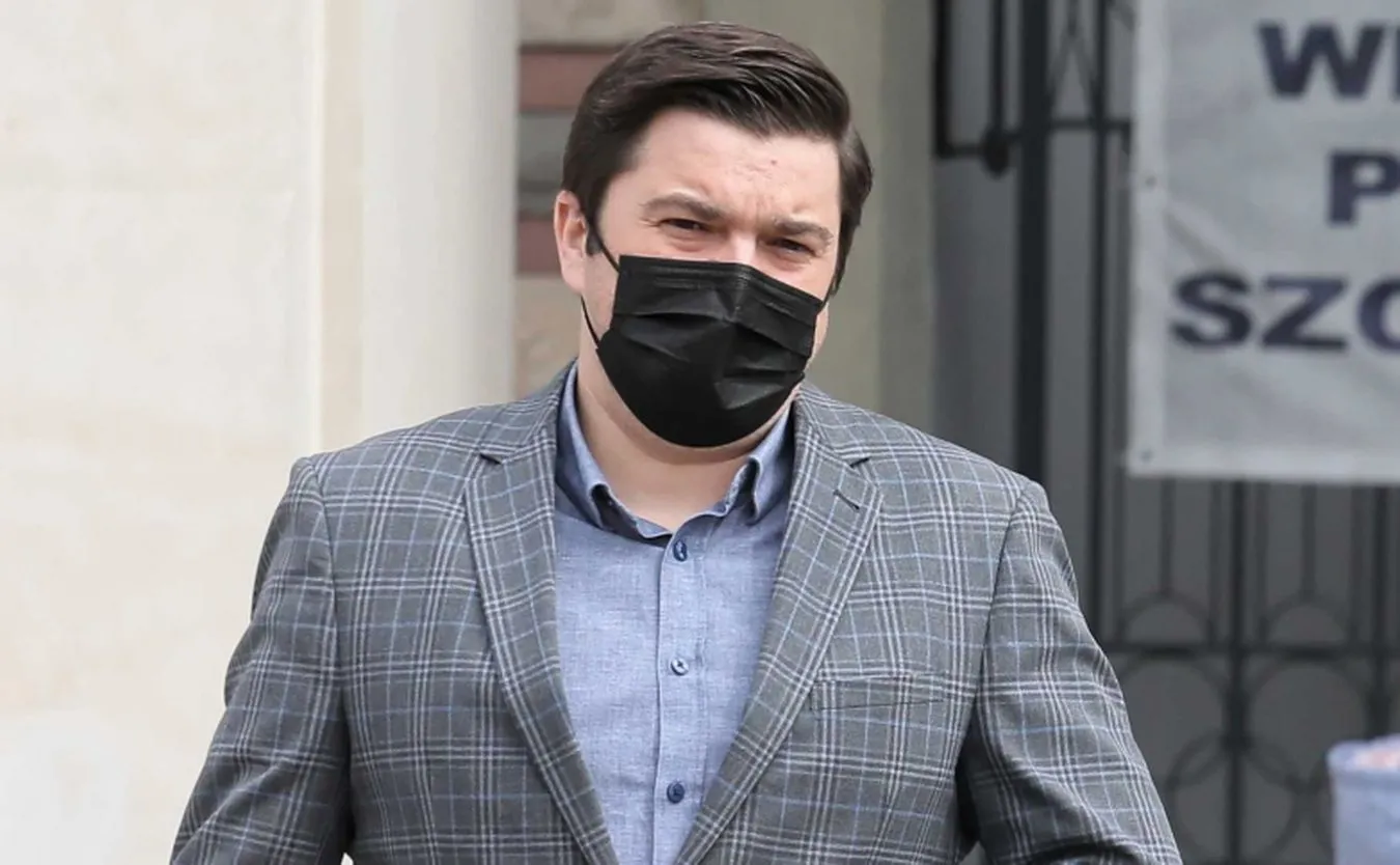 Trzecia dawka szczepionki przeciw COVID-19 w Polsce? Stanowisko Andrusiewicza