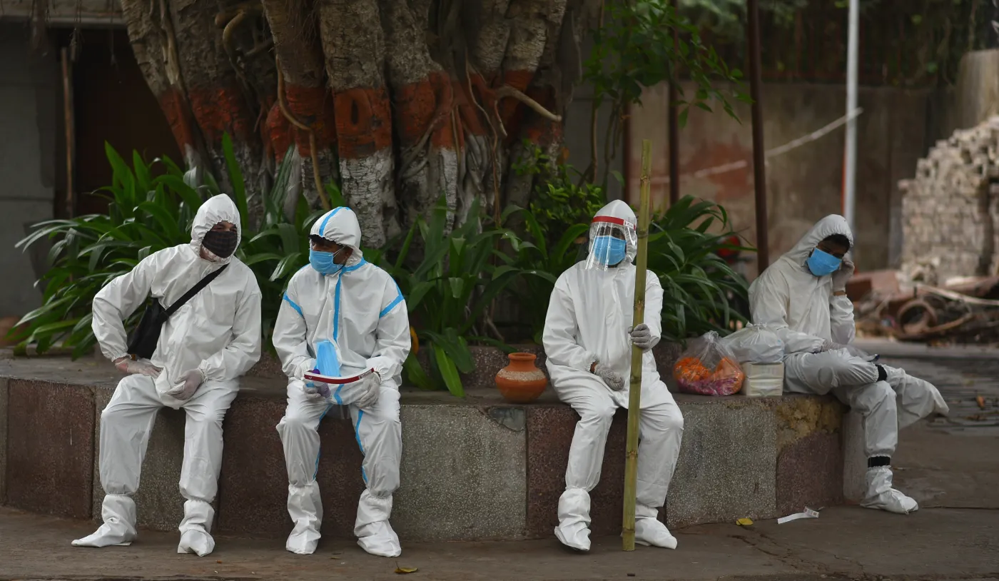 Rekordowa liczba zgonów w Indiach. Eksperci: Dane i tak są niedoszacowane