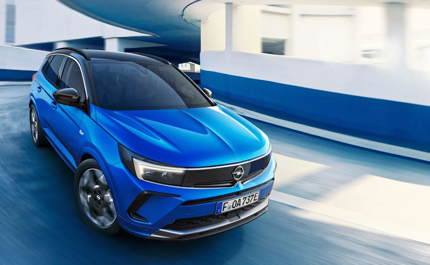 opel-grandland-hybrid4-37160028.jpg