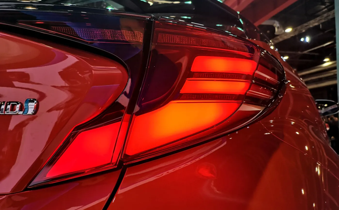 Loteria szczepionkowa, do wygrania Toyota Corolla i CH-R