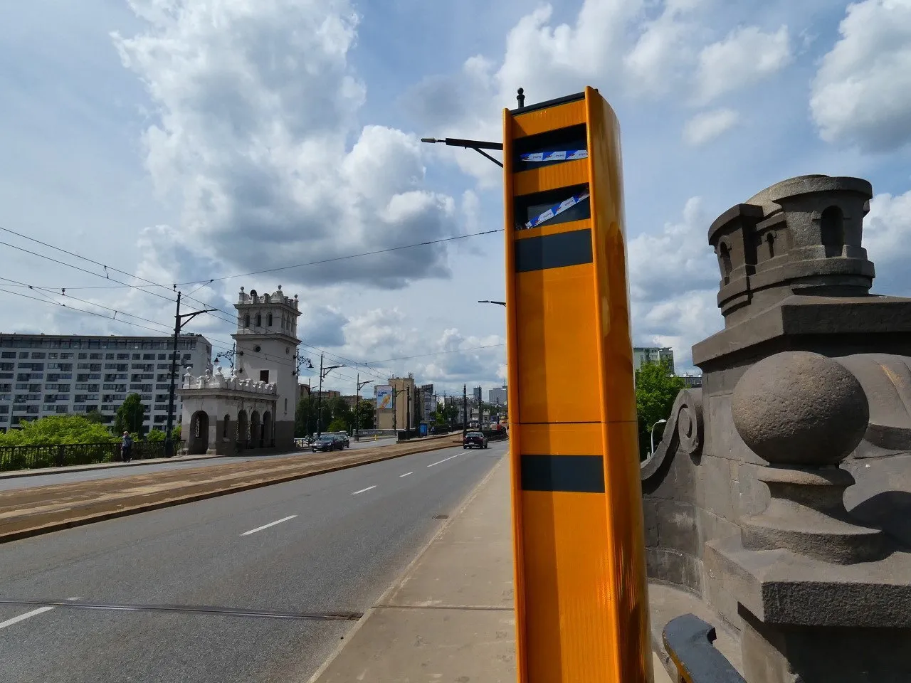 Fotoradary na moście Poniatowskiego zaskoczyły kierowców. Działają, ale nie działają