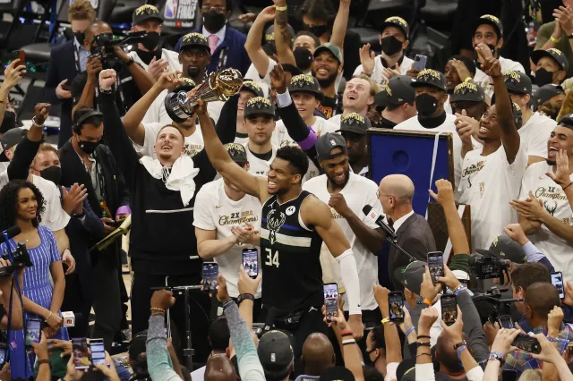 Koszykarze Milwaukee Bucks mistrzami ligi NBA