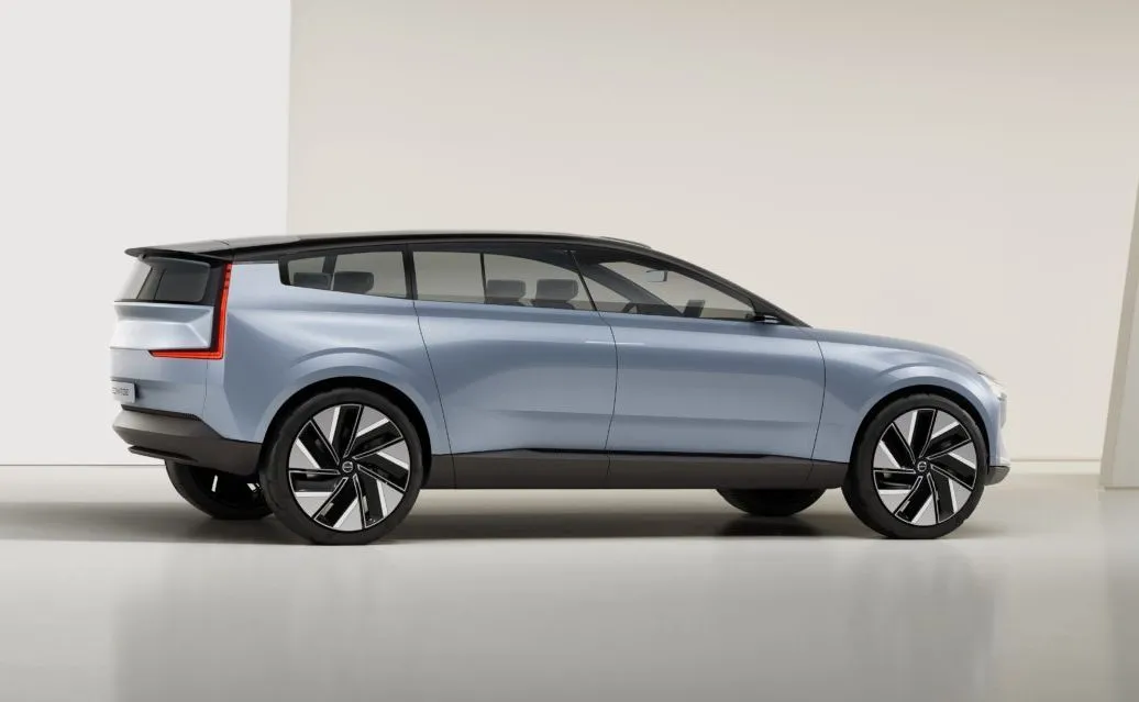 volvo-concept-recharge-37199344.jpg