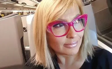 Katarzyna Skrzynecka lata samolotem do pracy. "Przylatuję z Grecji, realizuję program i wracam"