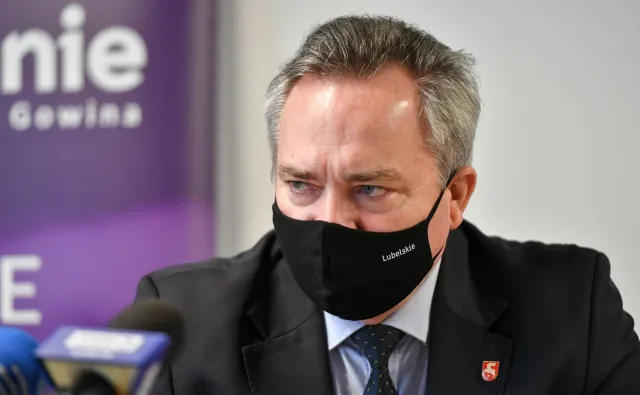 Wojciechowski z Porozumienia: Zostaję w partii i w klubie PiS