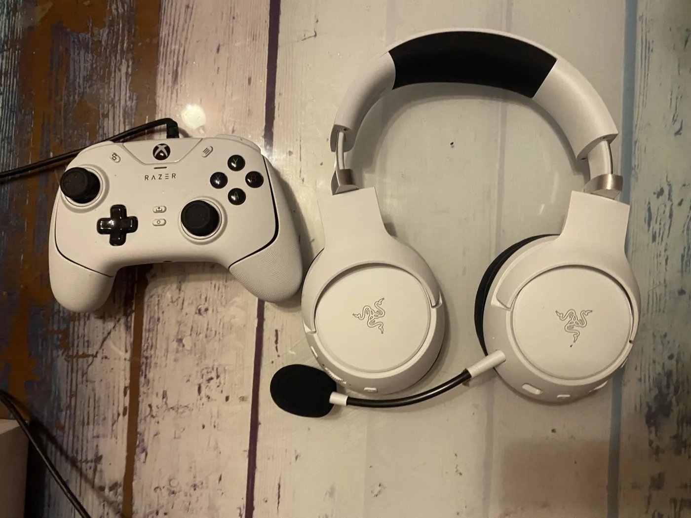 Nowe akcesoria do Xboxa. Świetne słuchawki Razera i pad dla zawodowców [TEST]