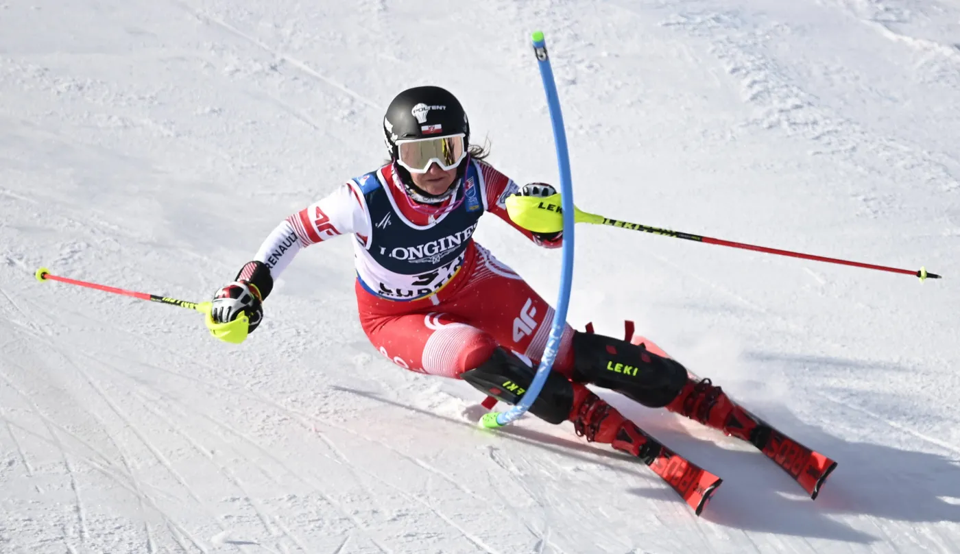 Shiffrin najlepsza w Soelden. Gąsienica-Daniel wypadła z trasy