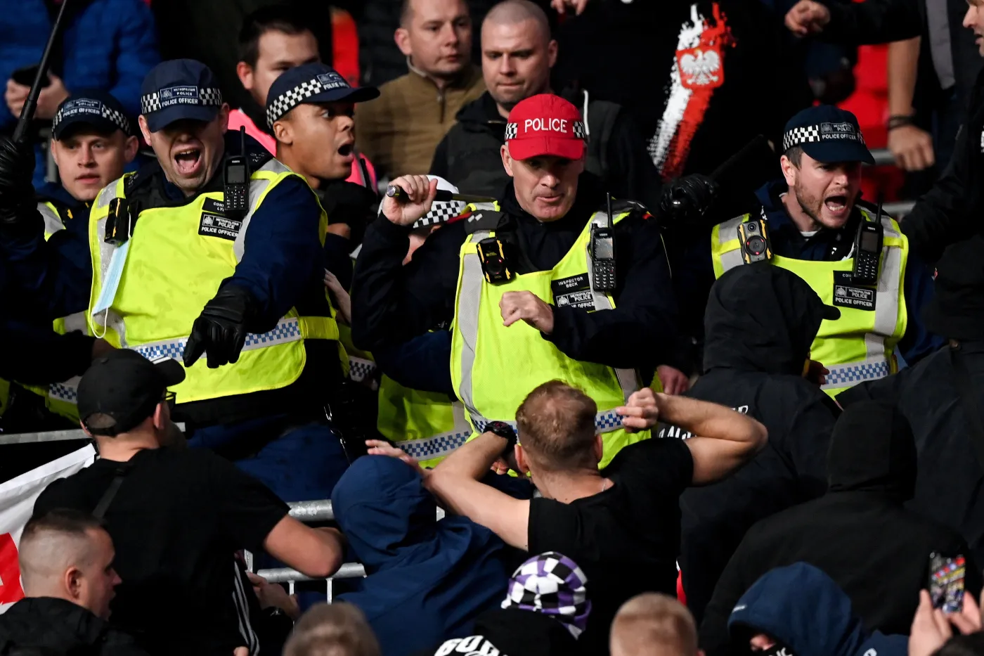FIFA wszczęła śledztwo w sprawie zamieszek w Tiranie i Londynie