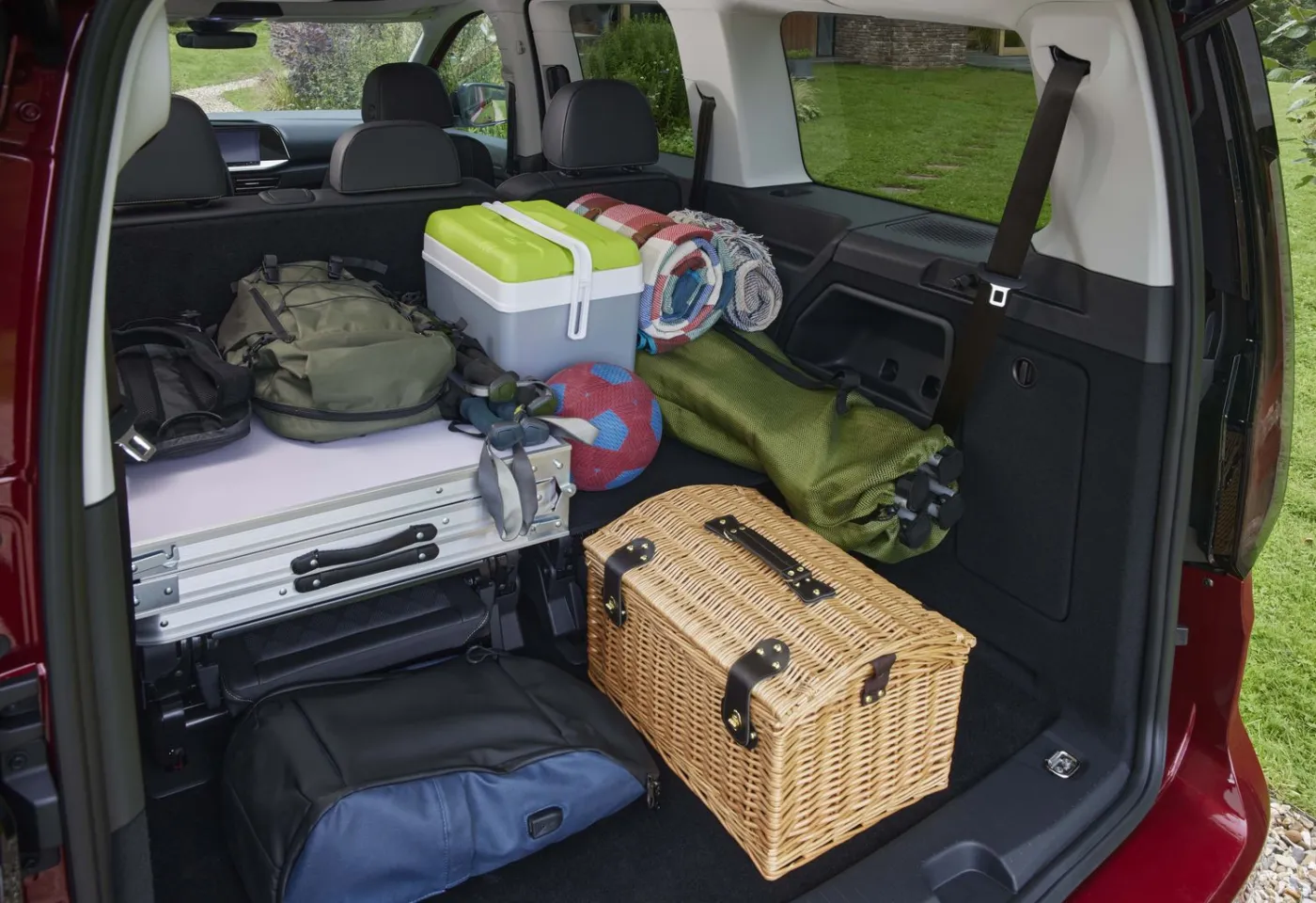ford-tourneo-connect-37264061.jpg