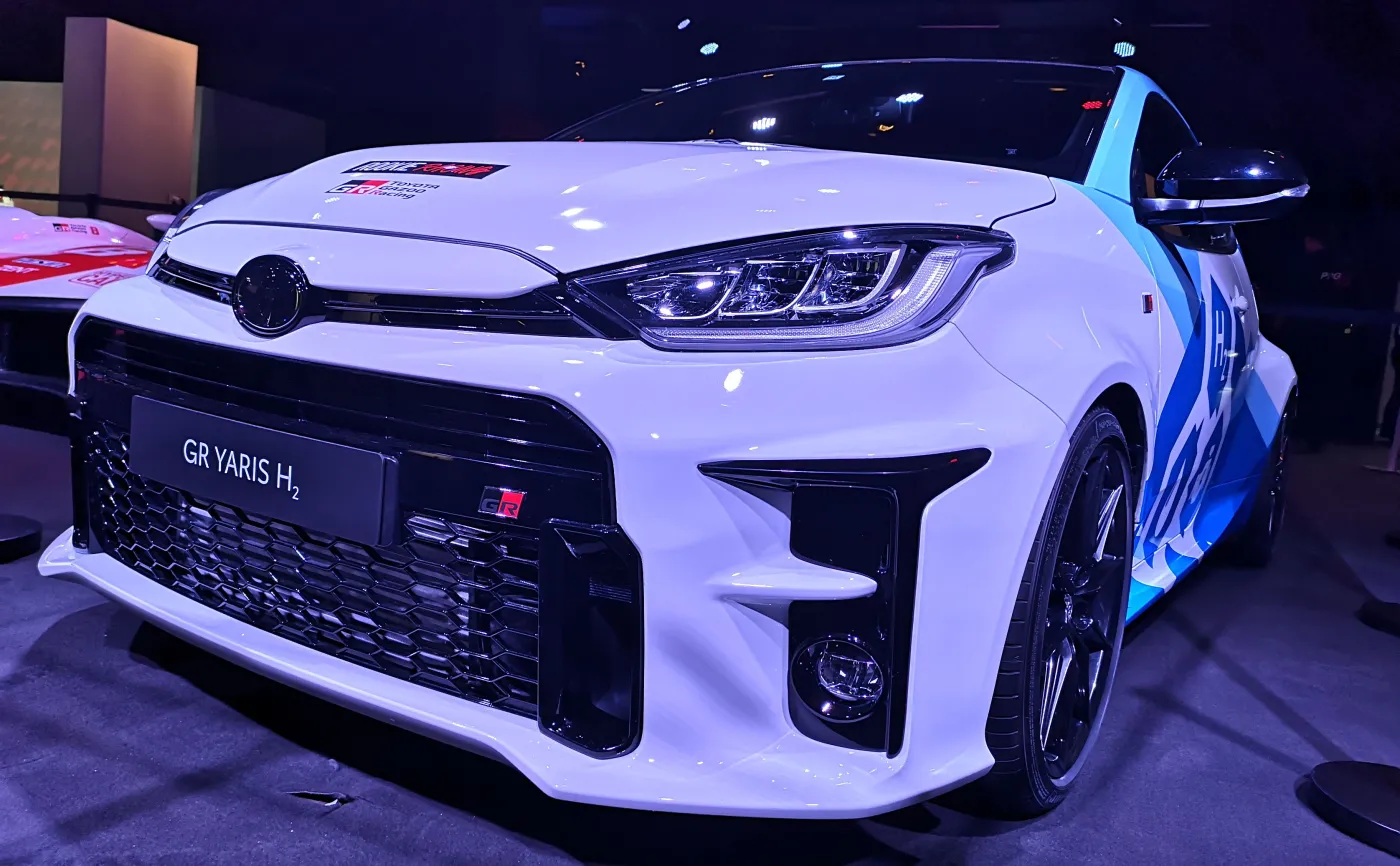 Toyota GR Yaris H2, czyli z silnikiem spalinowym na wodór