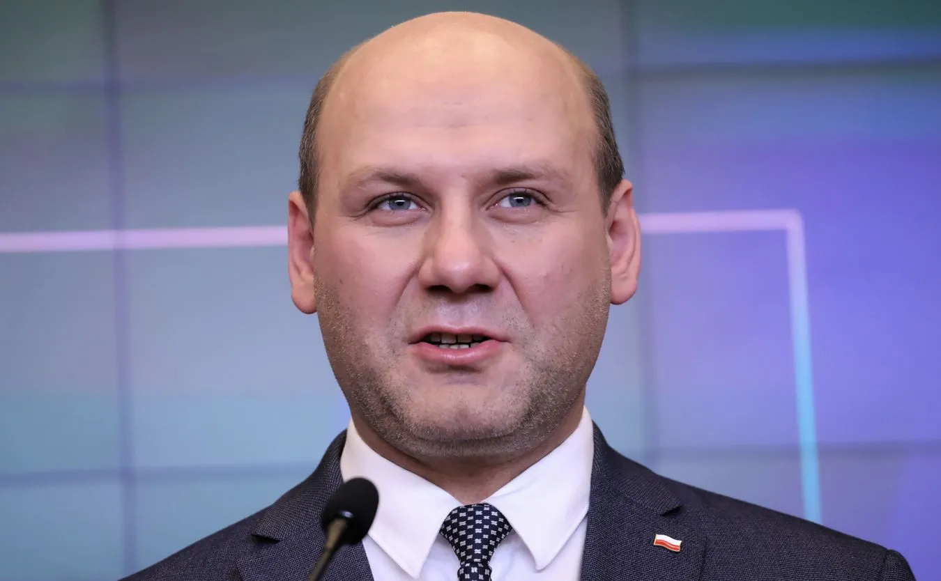 Szymon Szynkowski vel Sęk
