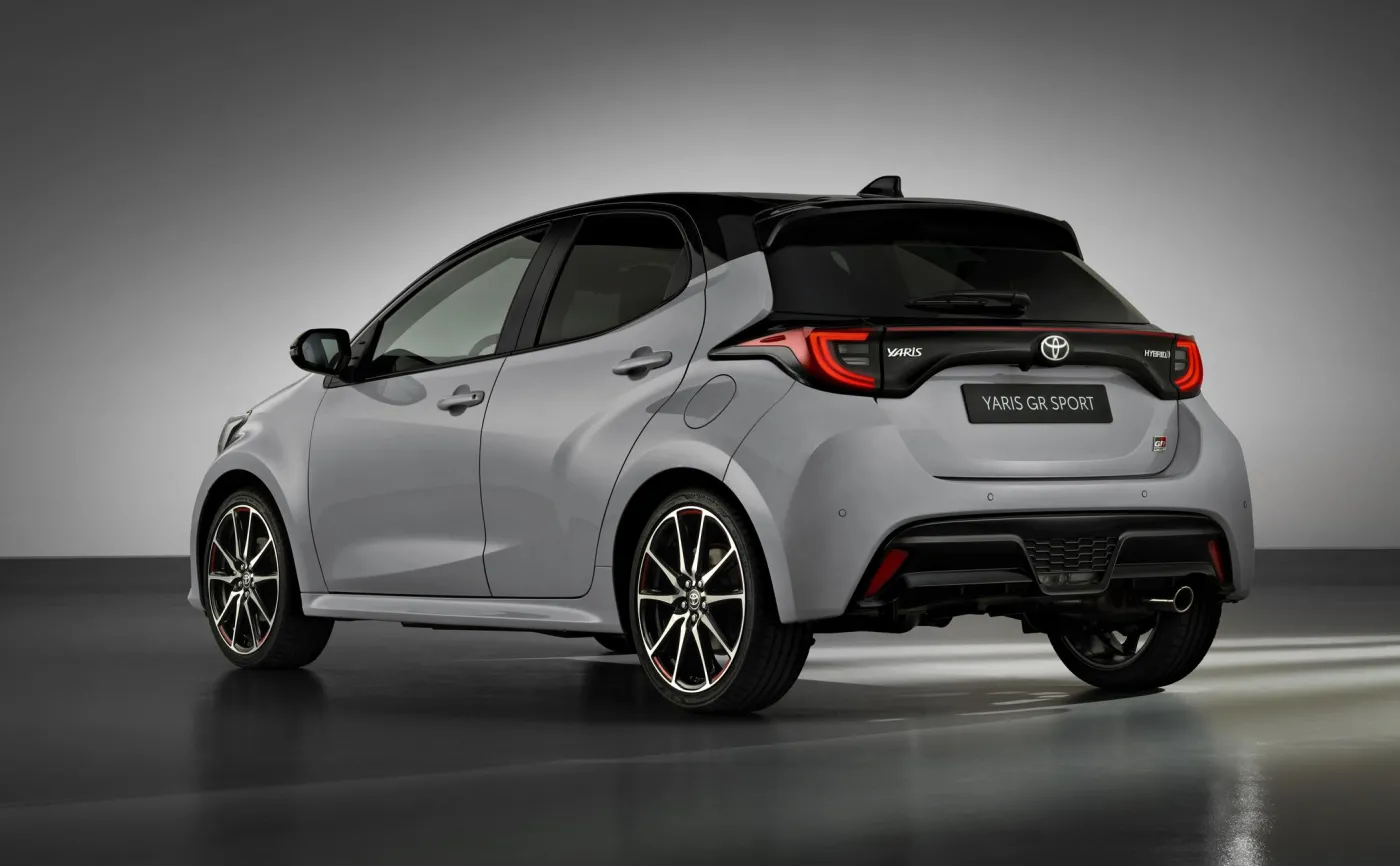 toyota-yaris-gr-sport-37327492.jpg