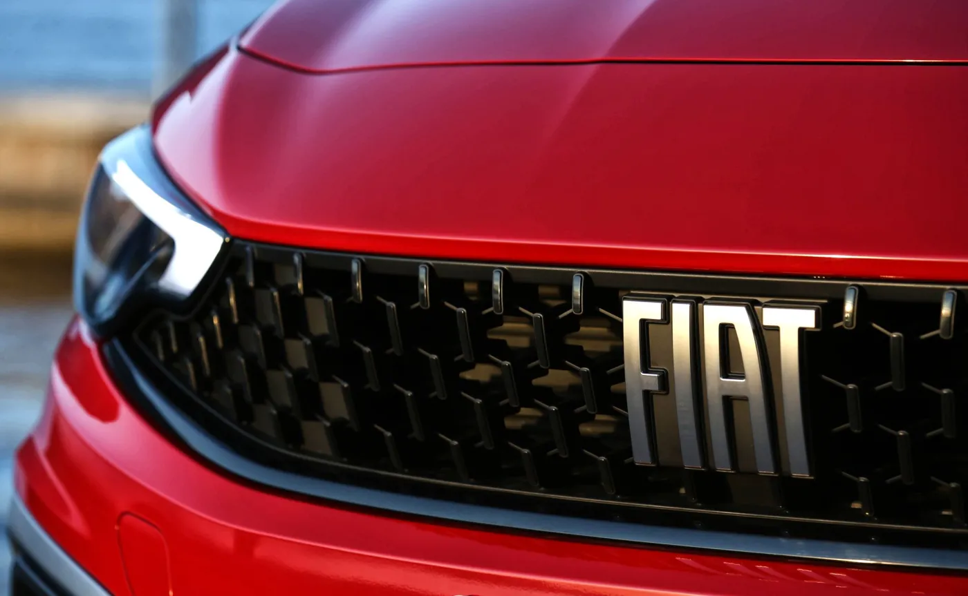 fiat-tipo-cross-kombi-37338870.jpg