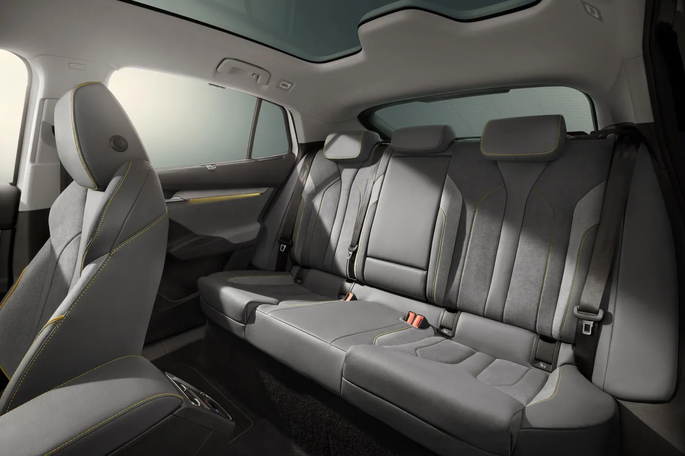 skoda-enyaq-coupe-iv-37358583.jpg