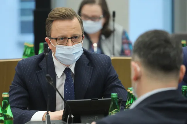 Joński o decyzji prezydenta Dudy: Lepiej późno niż wcale, ale w ogóle tej sprawy nie powinno być