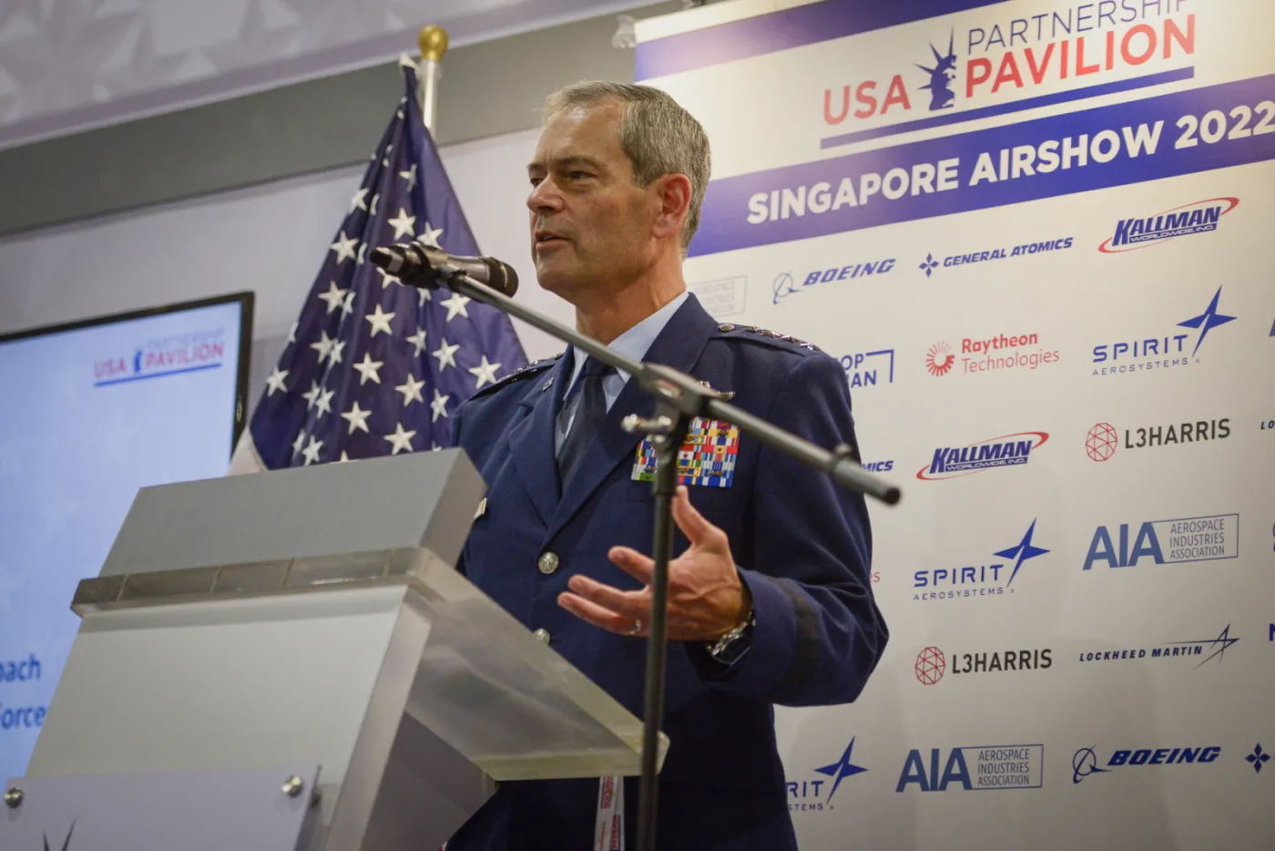 Amerykański generał: Chiny mogą wykorzystać kryzys rosyjsko-ukraiński