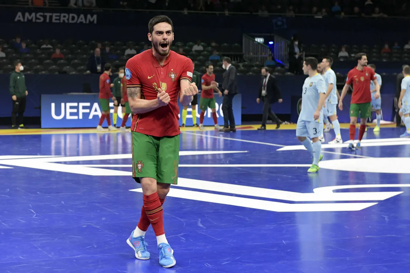 Rosja zagra z Portugalią w finale mistrzostw Europy w futsalu