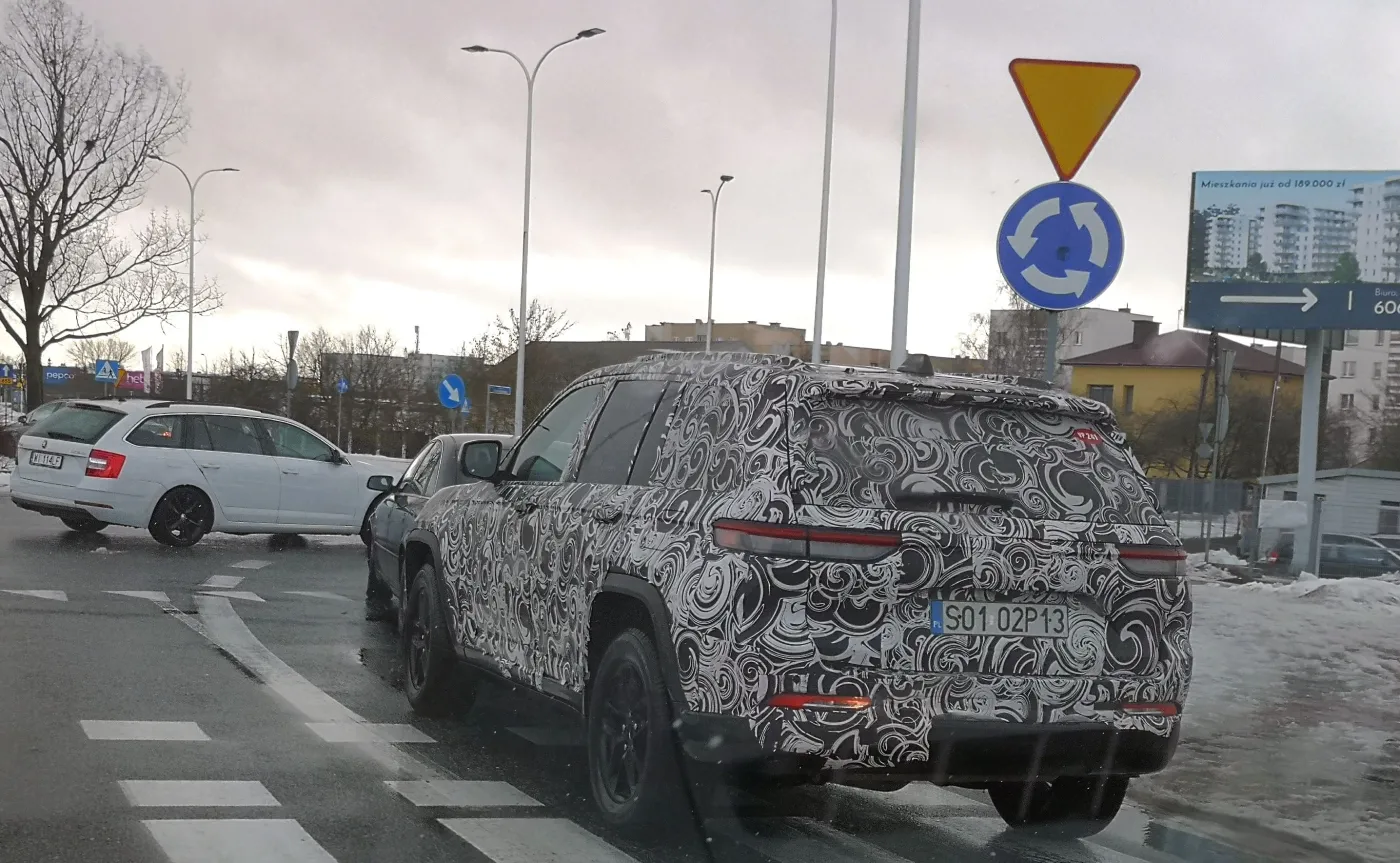 Jeep Grand Cherokee nowej generacji przyłapany w Suwałkach