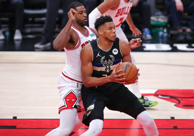 Liga NBA. Broniący tytułu Bucks wyraźnie lepsi od Bulls