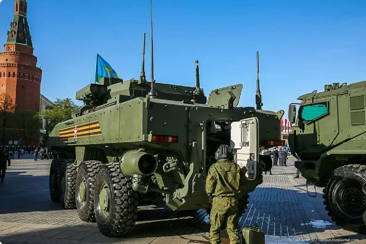 Nowe sankcje USA uderzają w sektor obronny Rosji. "Demontaż rosyjskiej machiny wojskowej"