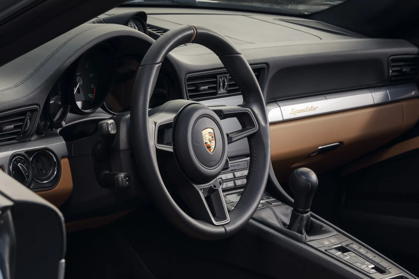 porsche-911-speedster-37434855.jpg