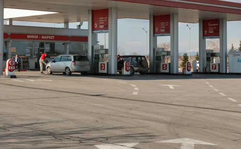 Wicepremier Bułgarii: Możemy wytrzymać pół roku bez dostaw ropy