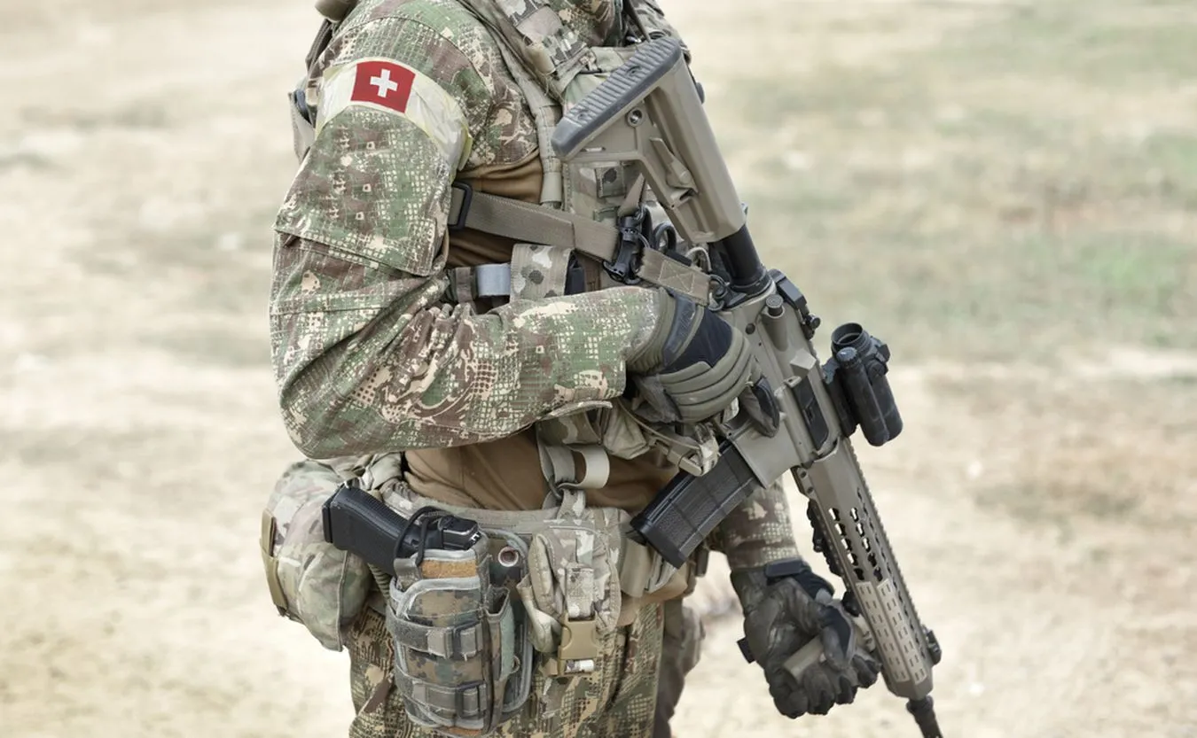 Szwajcarzy chcą silniejszych związków z NATO. Redefiniują swoją neutralność