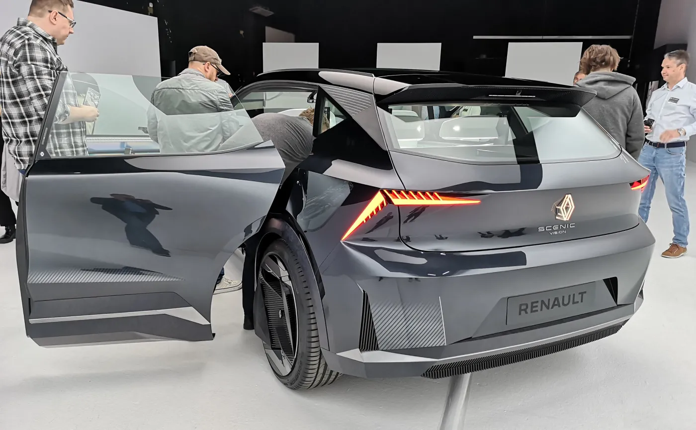 Nowe Renault Scenic to trzęsienie ziemi. Ładnie nas Francuzi urządzili