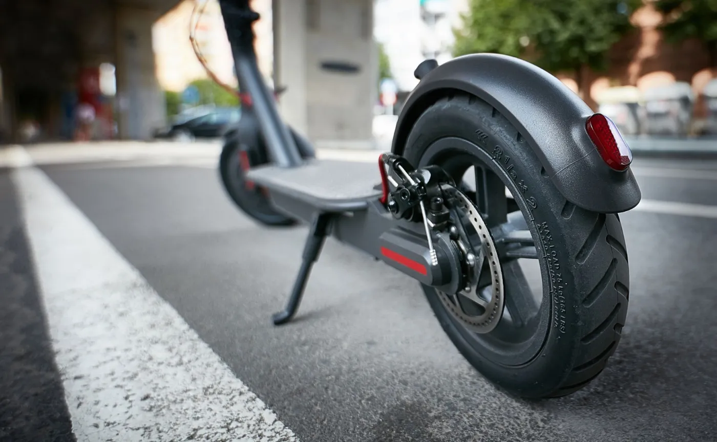 Elektryczne hulajnogi z zachodniego demobilu. Czy rzeczywiście są eko?