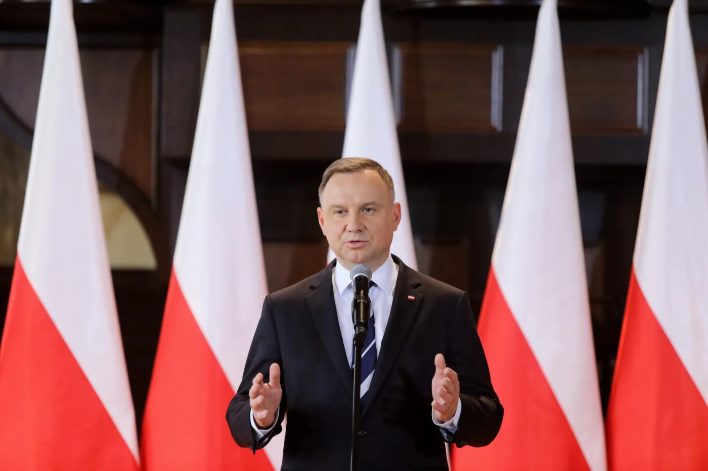 Prezydent Duda: Nie chcemy z bronią w ręku walczyć w obronie Polski i dlatego pomagamy Ukrainie