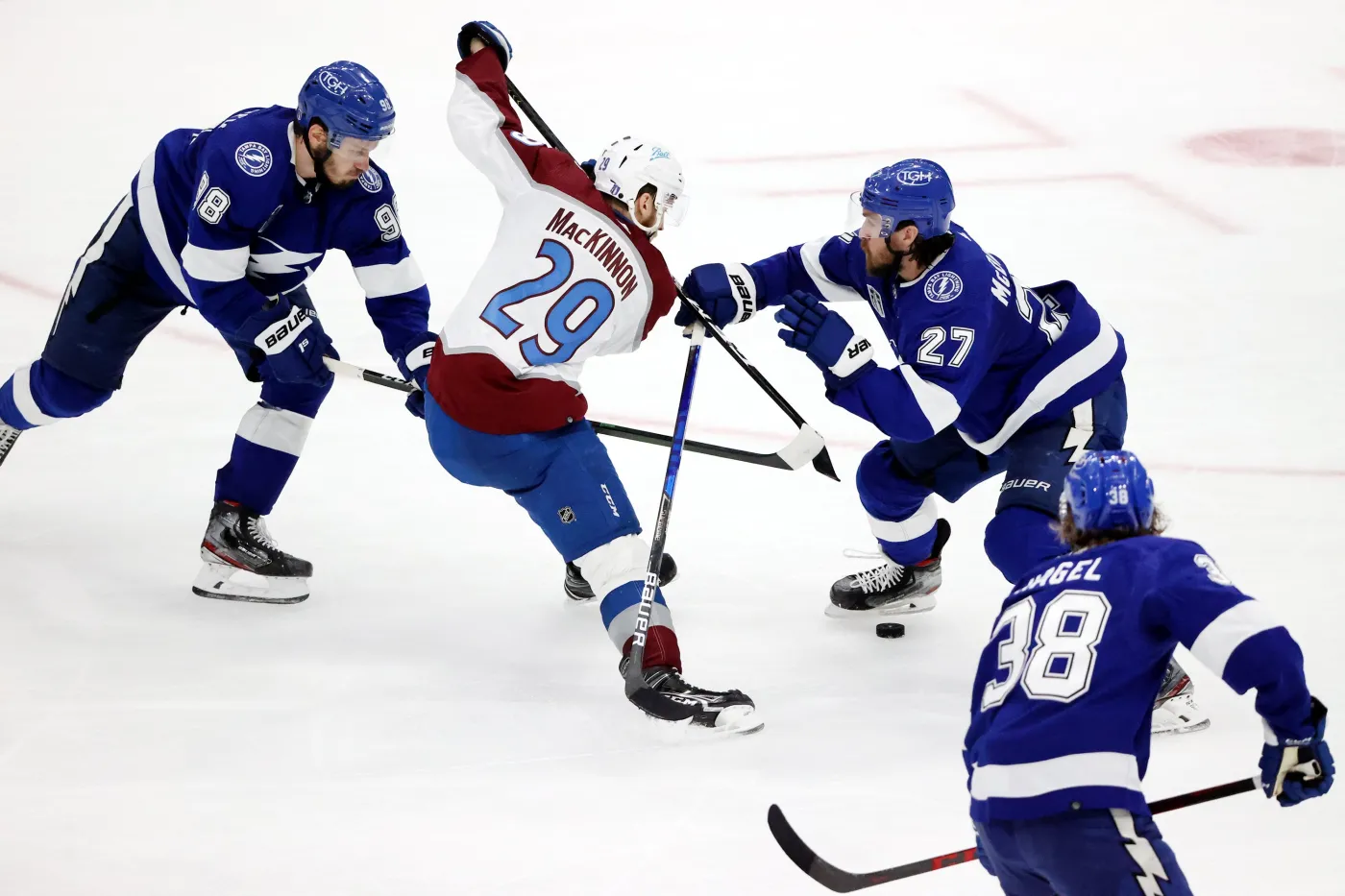 Hokeiści Colorado Avalanche o krok od zdobycia Pucharu Stanleya