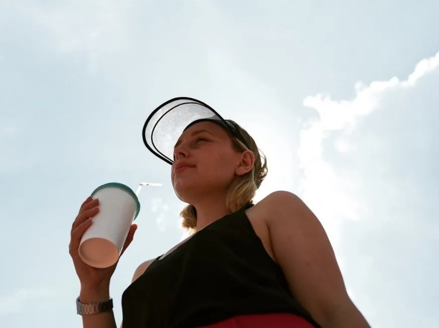 Zaprezentowano przegląd najnowszych badań na temat wpływu kawy na wyniki w sporcie. WOW...!