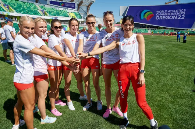 Dziewczyny dogadają się. Polska sztafeta 4x400 m będzie walczyć o podium
