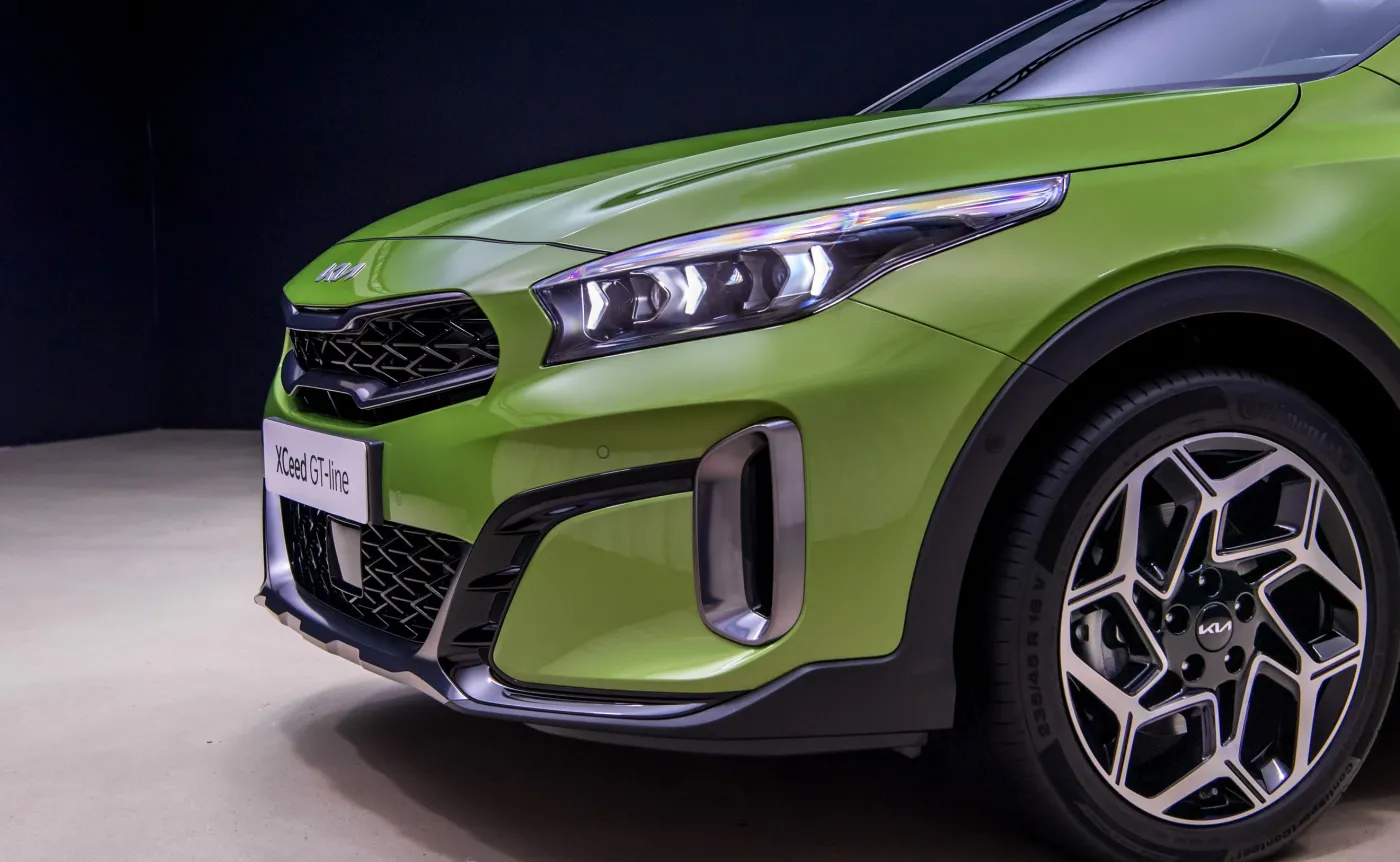 Nowa Kia XCeed wjeżdża do Polski. Zadziwiająco oszczędna i ładniejsza
