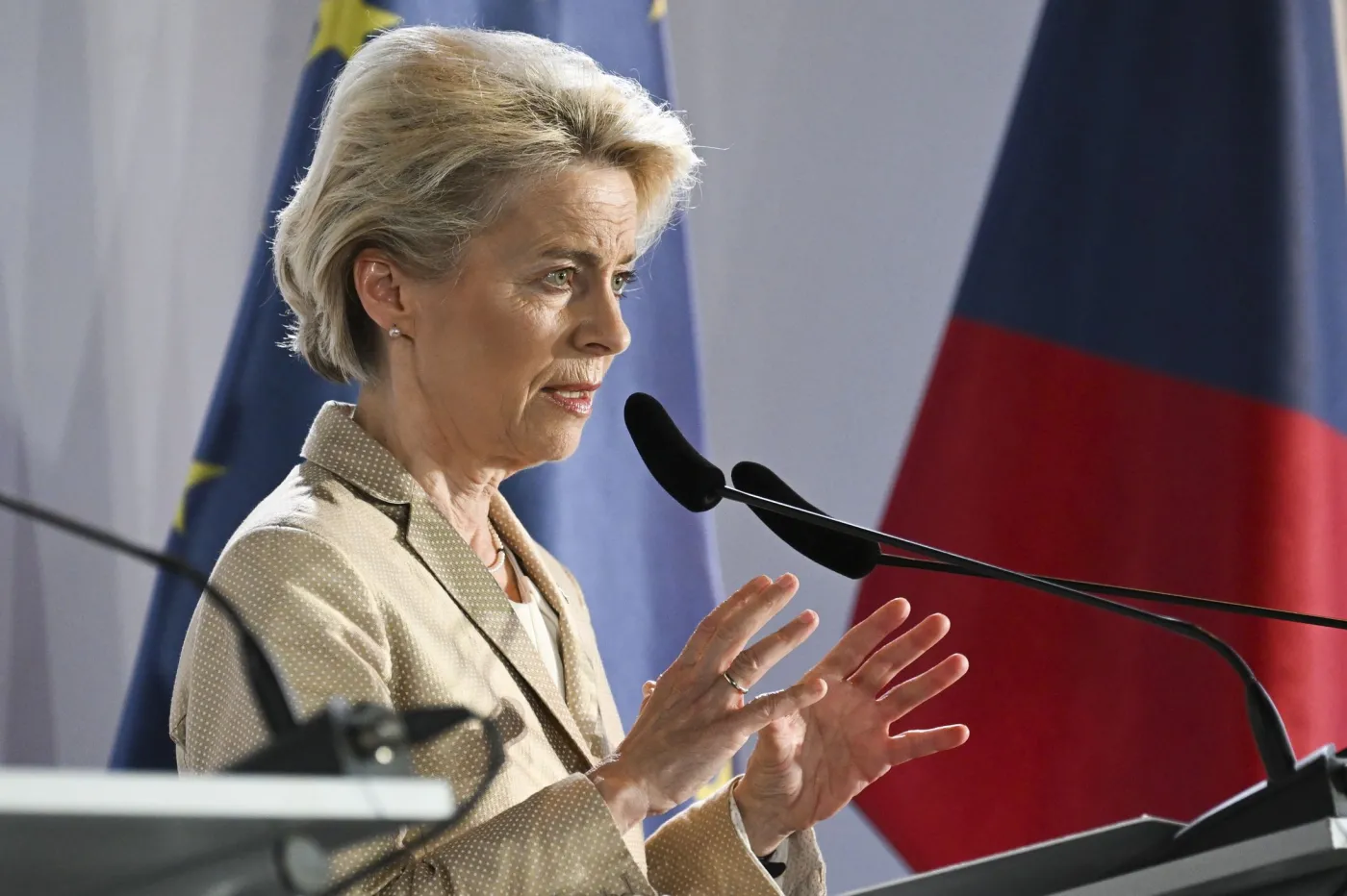 Co z cenami energii po szczycie w Pradze? Von der Leyen: Wkrótce szczegóły