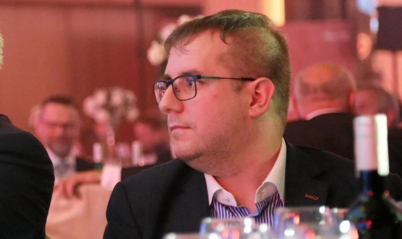 Poseł PiS Przemysław Czarnecki wyszedł z izby wytrzeźwień. Prezes PiS podjął decyzję