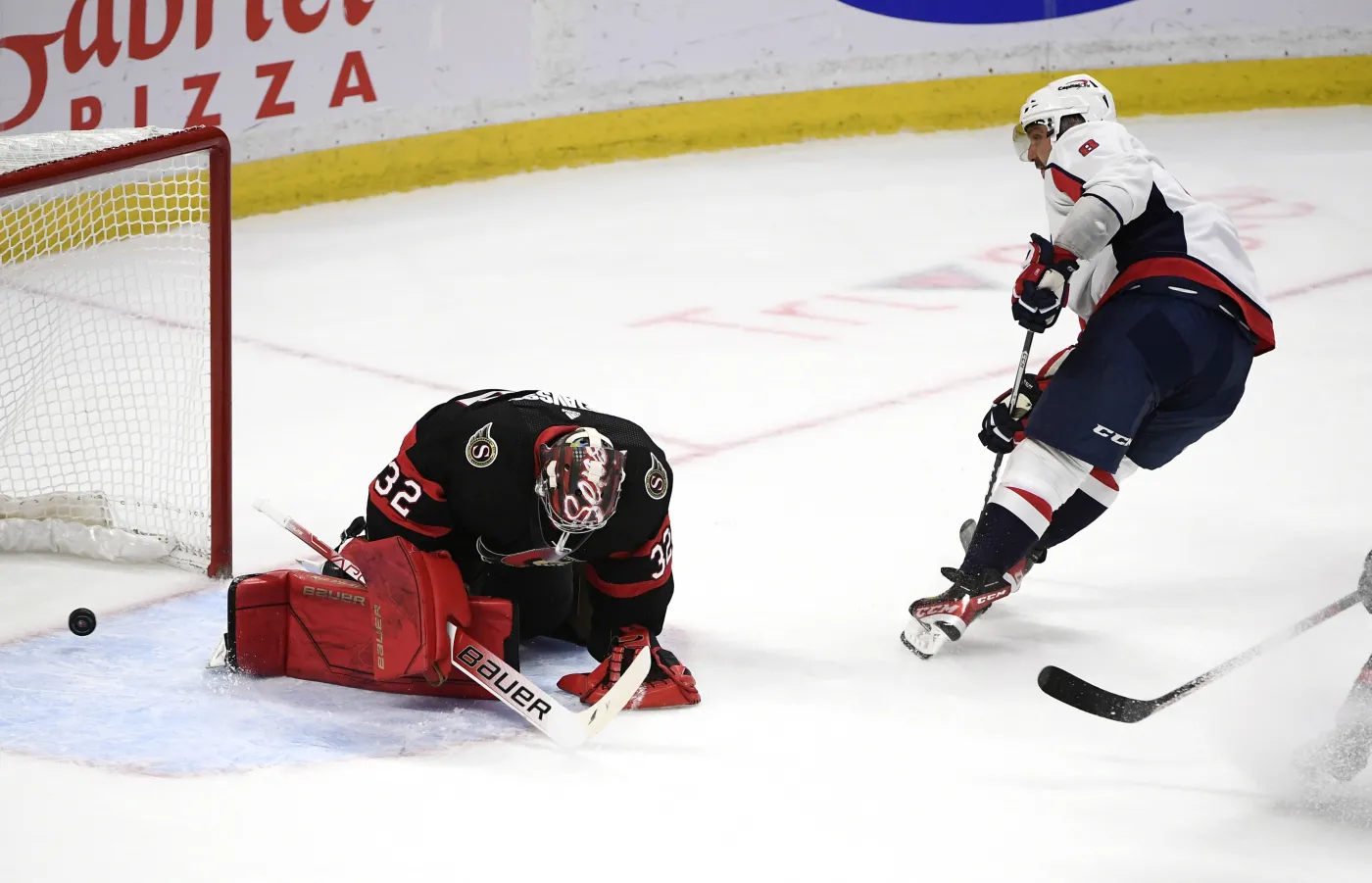 Aleksander Owieczkin pobił rekord Wayne'a Gretzky'ego [WIDEO]