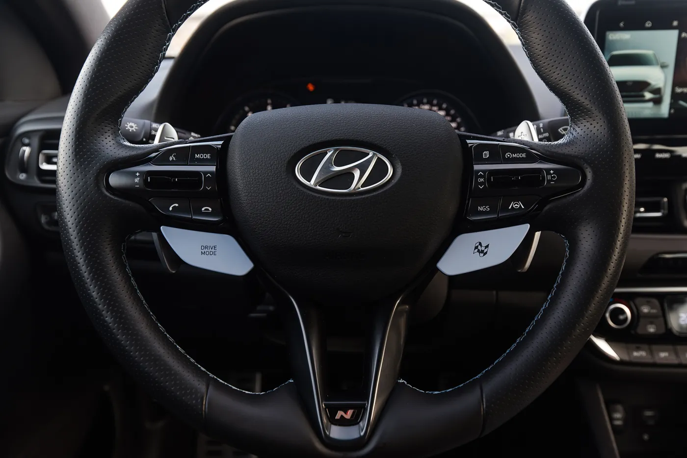 hyundai-i30-fastback-n-37611873.jpg