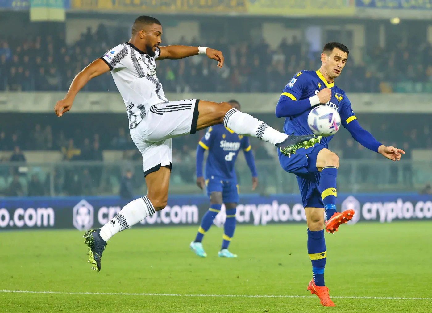 90 minut Milika, Szczęsny na "ławie", skromna wygrana Juventusu