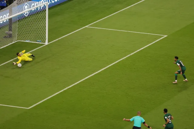 Na szczęście w bramce stał Szczęsny! Zobacz, jak obronił rzut karny [WIDEO]