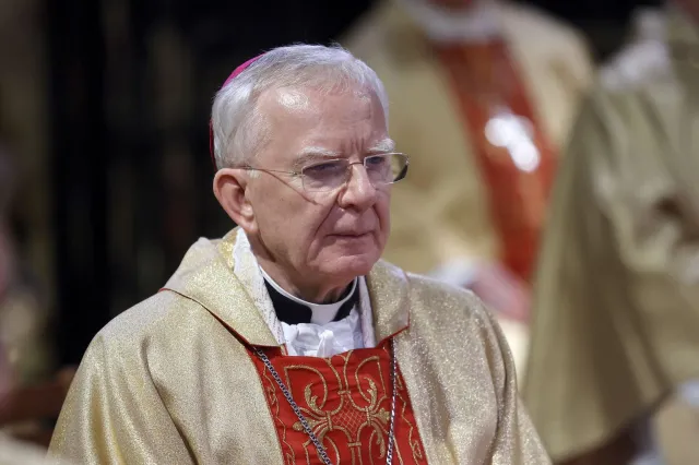 O kim pisze abp Jędraszewski? "Sukces wyborczy wiążą z przemocą słowną. Fake newsy..."