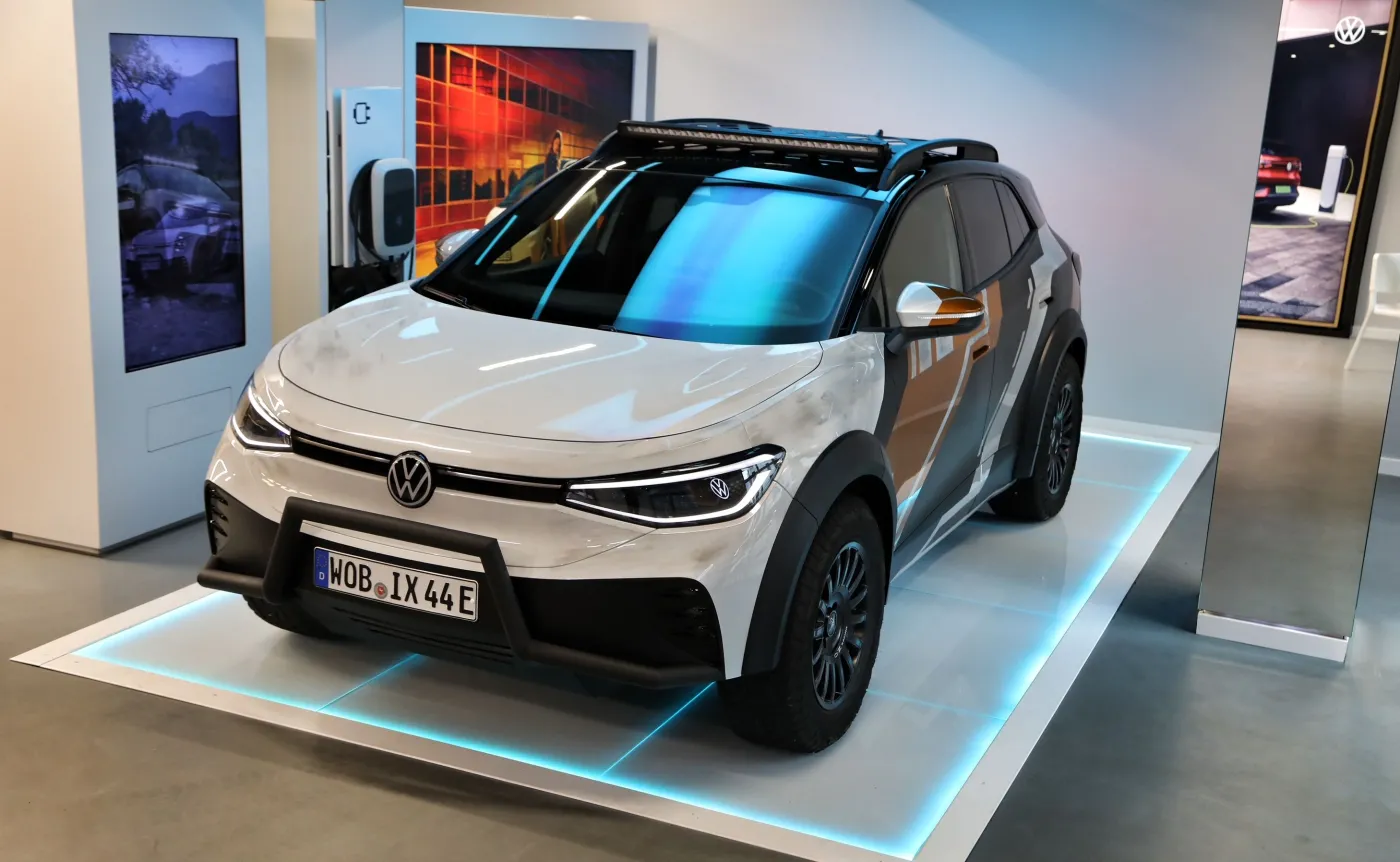 volkswagen-id-xtreme-37647082.jpg